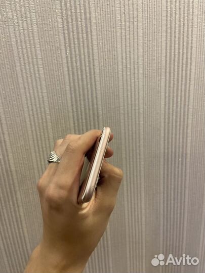 iPhone 6S, 64 ГБ