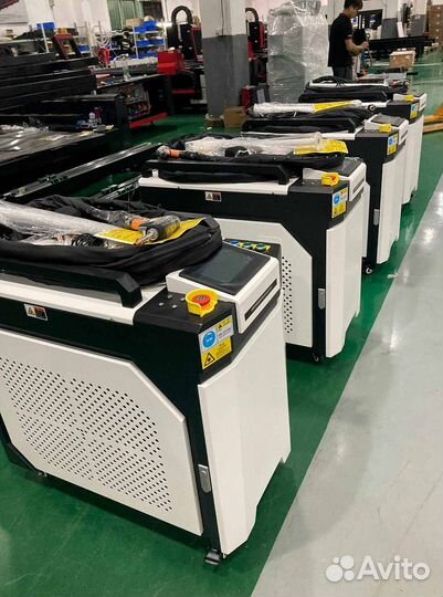 Лазерный аппарат для очистки металла