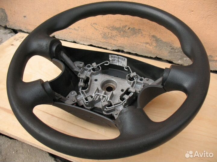 Рулевое колесо Nissan Primera P12/Almera N16