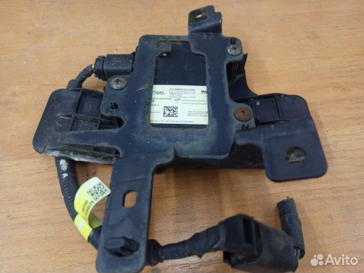 Датчик слепых зон правый Kia Mohave 1 D6EB