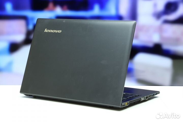 Надежный ноутбук Lenovo 15/8GB/SSD/Win 10