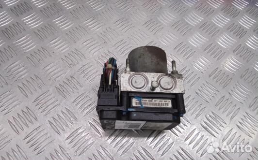 Блок ABS toyota avensis T25 (EML27KW01)