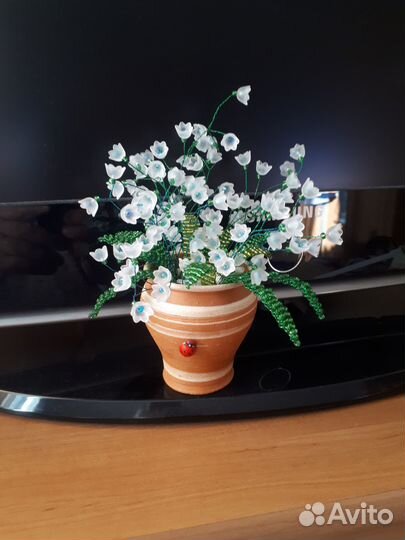 Нежный букет из бисера