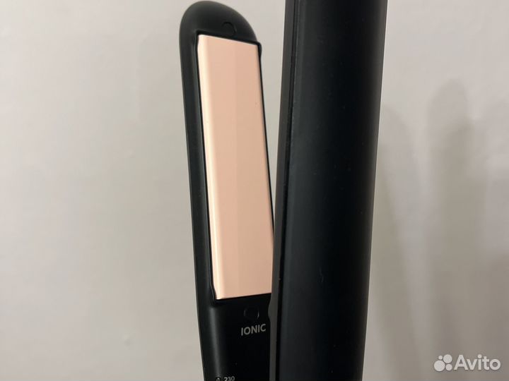 Выпрямитель для волос Philips BHS378