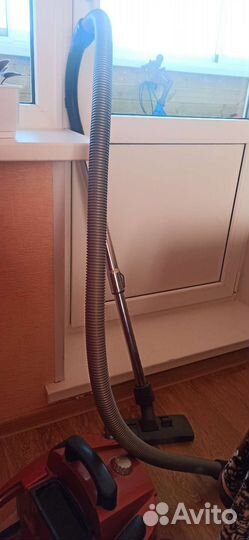 Пылесос shivaki typhoon