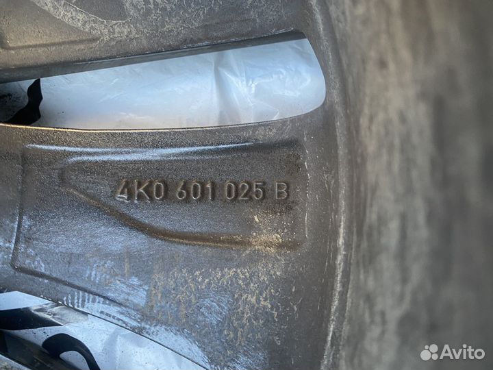 Диски Audi R18 5x112 Ц.О. 66.6 4K0601025B