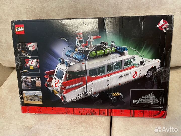 Lego 10274 2352дет (повреждена коробка)