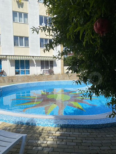 2-к. квартира, 100 м², 1/5 эт.