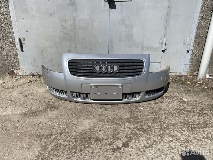 Бампер передний Audi TT 8N
