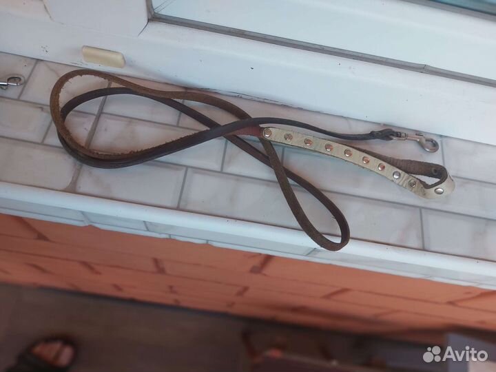 Ошейник с поводком кожаные