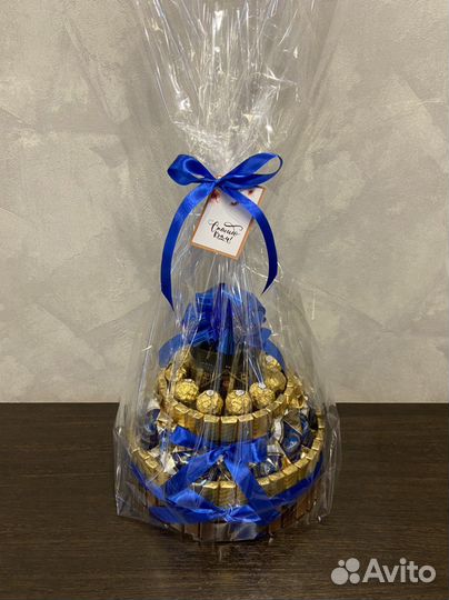 Торт из конфет и чая, сладкий подарок