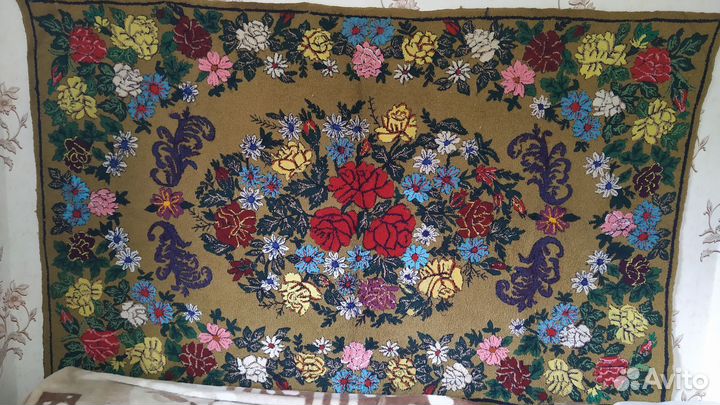 Ковер шерстяной ручной работы