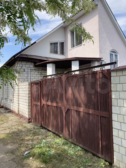 Дом 160,1 м² на участке 6,1 сот.