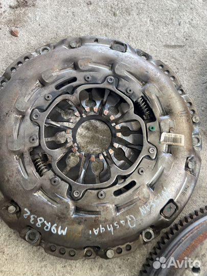 Маховик Демпферный Nissan Qashqai 2.0dci M9R