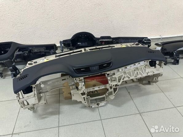 Панель передняя Nissan X-Trail T-32