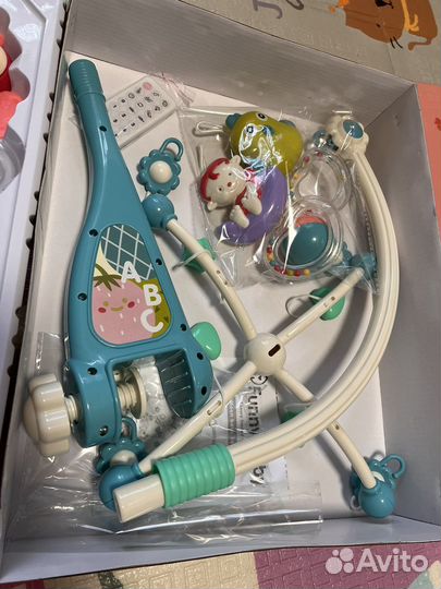 Мобиль музыкальный на кроватку