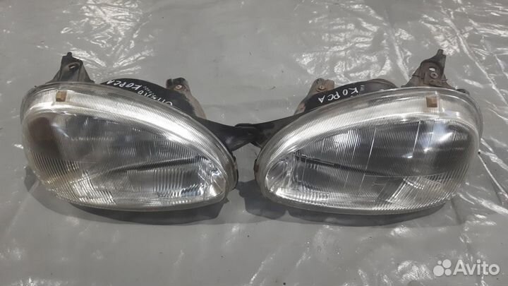 Фара левая правая Opel Corsa