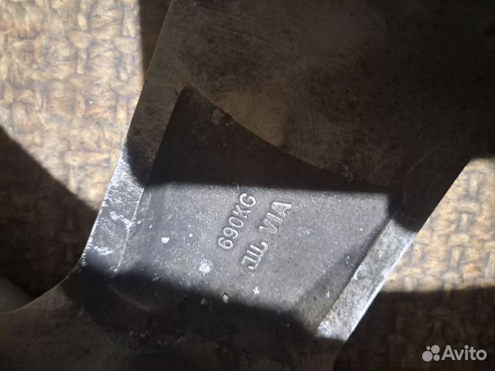 Литой диск r 16 cruze