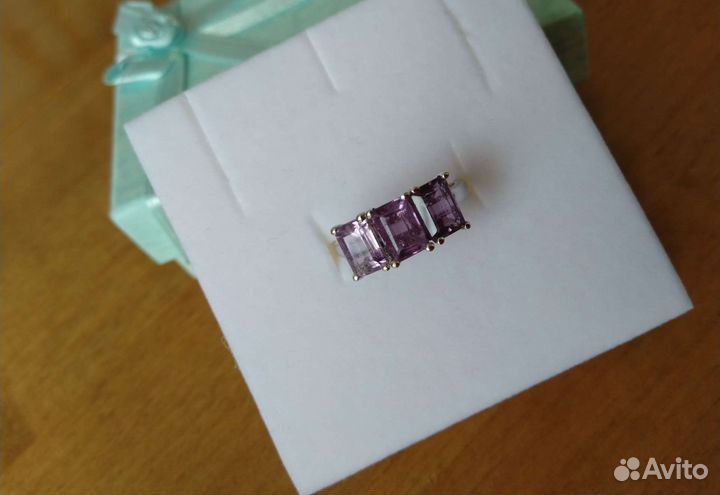 Серебряное кольцо с природным аметистом