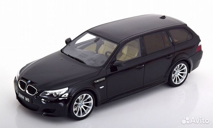 BMW M5 E61 Touring 2004 Otto 1:18