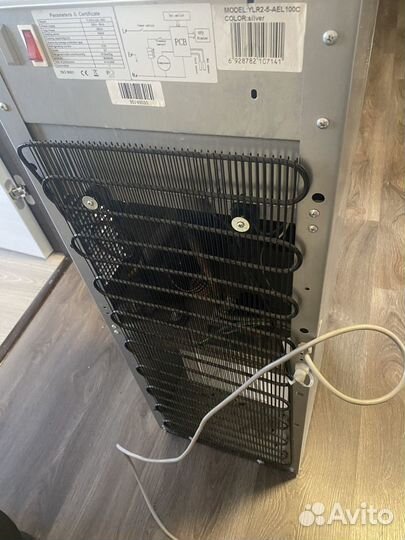 Куллер для воды напольный