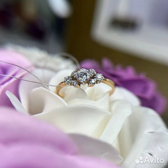 Золотое кольцо 585 пробы золото