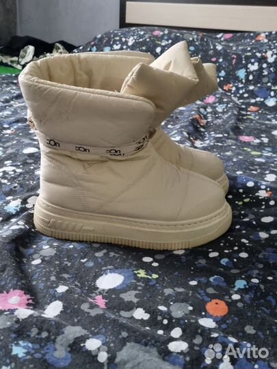 Дутики женские зимние