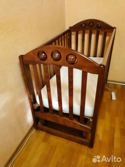 Детская кроватка с маятником+ортопедический матрас