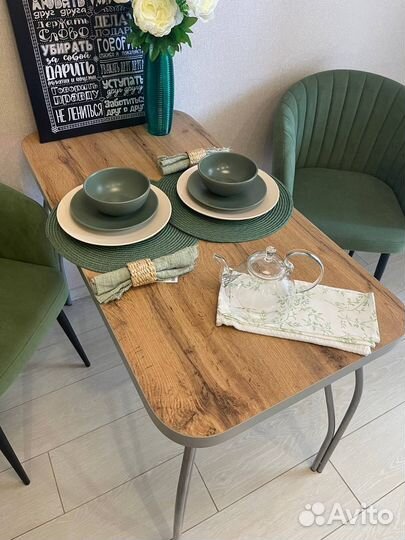 Кухонный стол