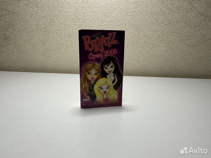 Буклет bratz 2006 года