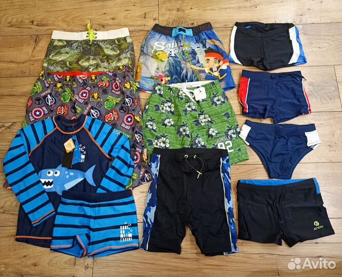 Плавки и аксессуары для плавания