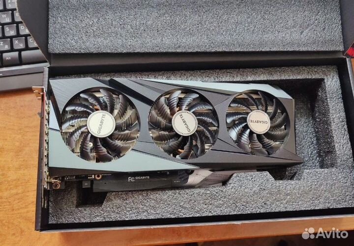 Видеокарта RTX 3060 Ti Gigabyte Gaming OC