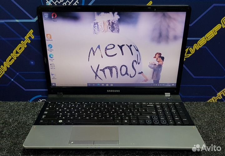 Samsung NP300E4A 15.6