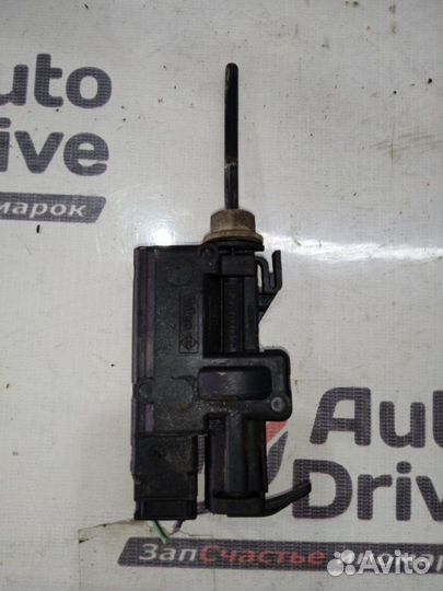 Активатор лючка бензобака Renault Megane K4M812