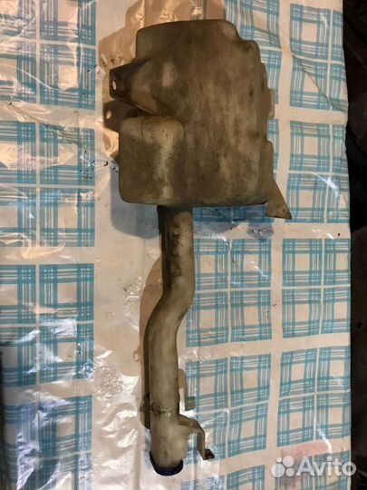 Бачек омывателя Форд Транзит