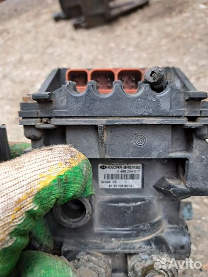 Кран модулятор ебс задний на ман тга