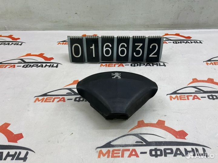 Подушка безопасности в руль Peugeot 407 седан RFJ