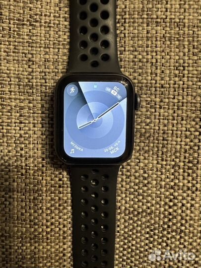 Часы apple watch 6 40 mm nike