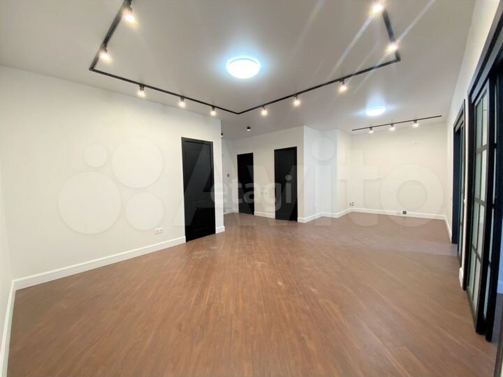 2-к. квартира, 76,5 м², 4/15 эт.