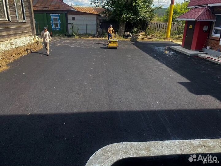 Асфальтирование и благоустройство территории