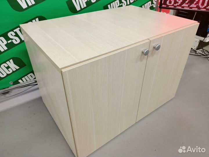 Тумбы большие новые