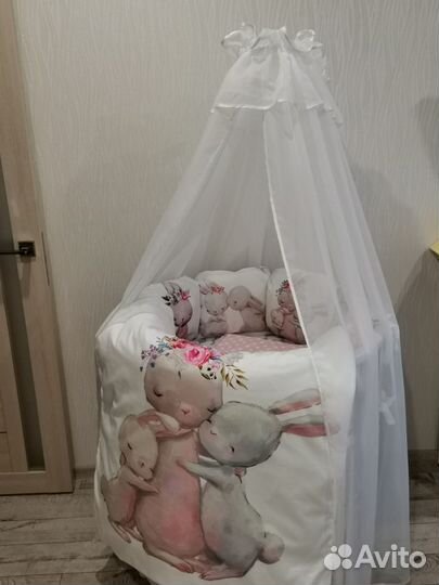 Комплект бортиков в кроватку