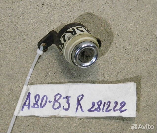 Личинка замка багажника Audi 80 B3