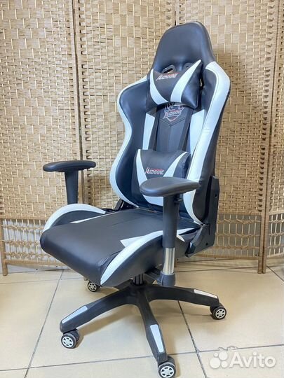 Игровое кресло геймера новое