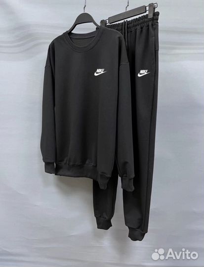 Мужской спортивный костюм Nike