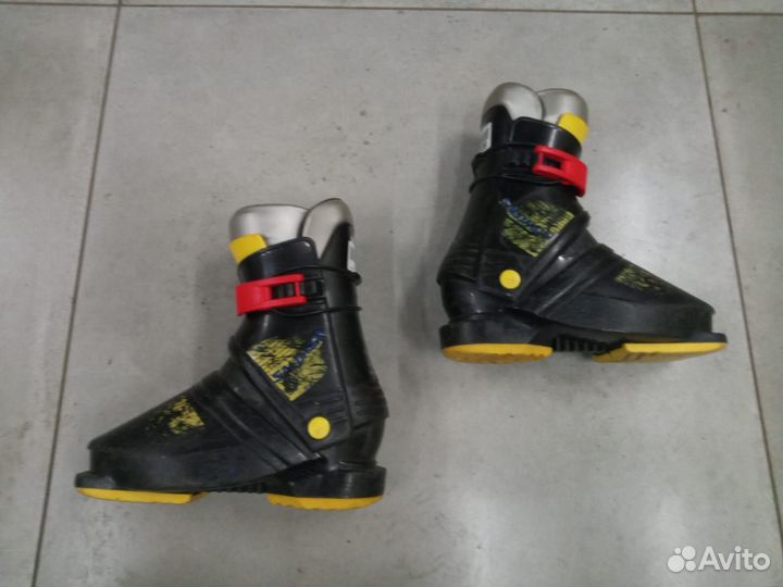 Детские горнолыжные ботинки Salomon