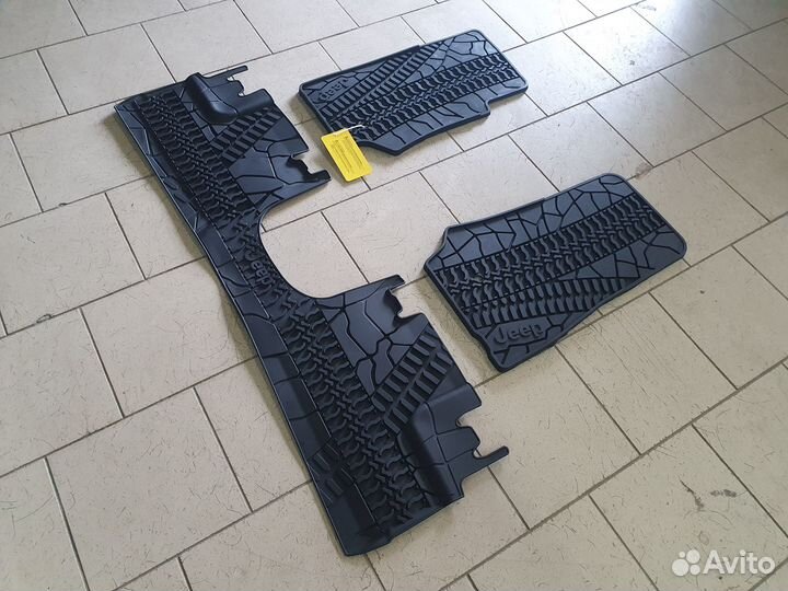 Коврики в салон Jeep Wrangler III JK 2007-2017 5дв