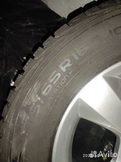 Nokian Tyres Hakkapeliitta Truck F 215/65 R16 105S