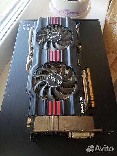 Asus GTX 770 2GB gddr5 256bit