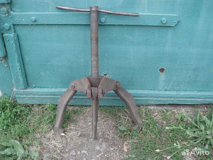 Микрометр,эл.лобзик,съемник